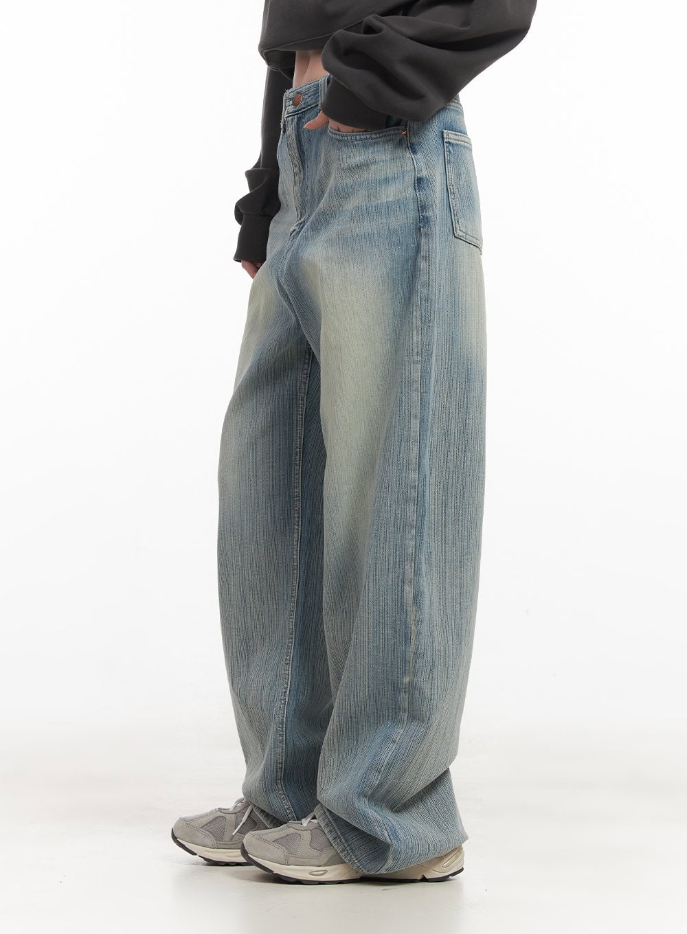 Nicola Washed Wide-Leg Jeans CF514