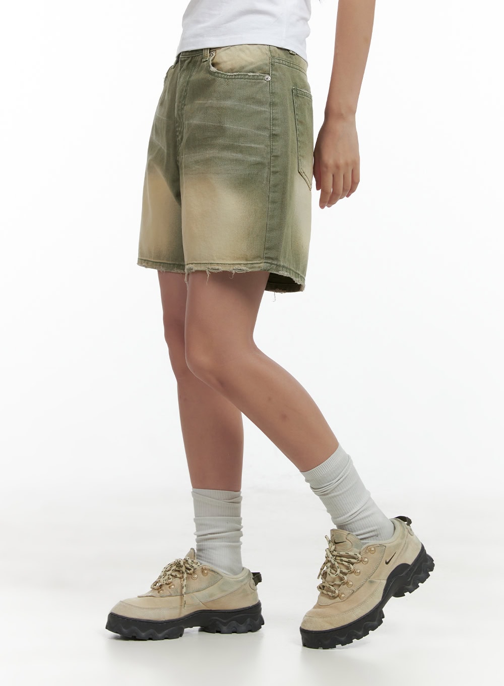 Distressed Washed Shorts CL417