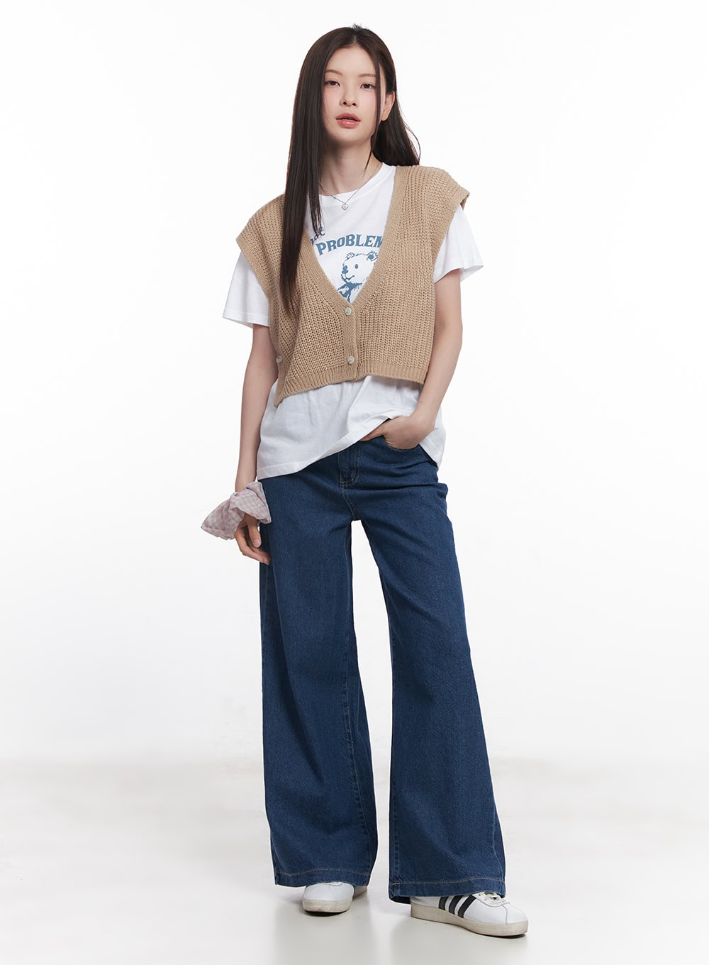 Buttoned Knit Crop Vest Top CY515