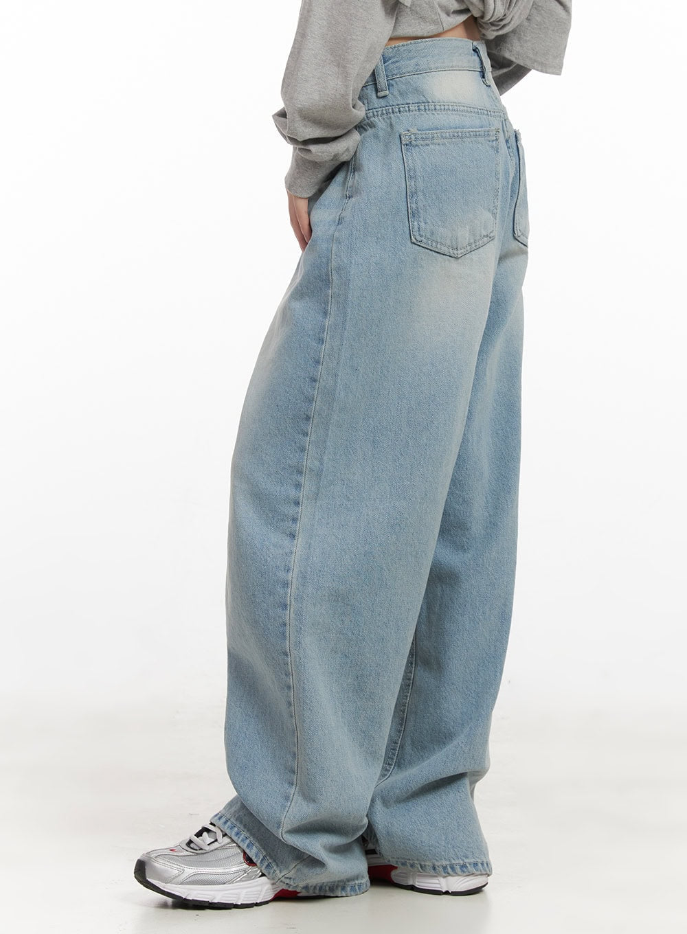 Isabelle Washed Wide-Leg Jeans CJ528