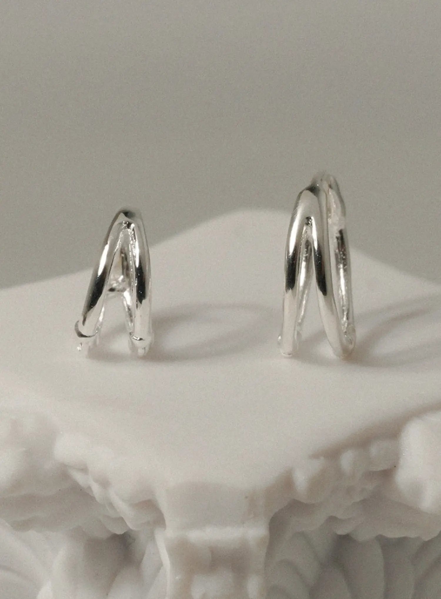 Carson Minimal Snap Earring (1pc) IU506