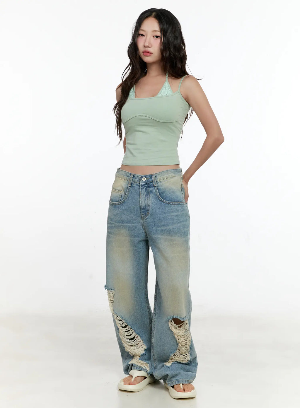 Naeun Distressed Baggy Jeans CL531