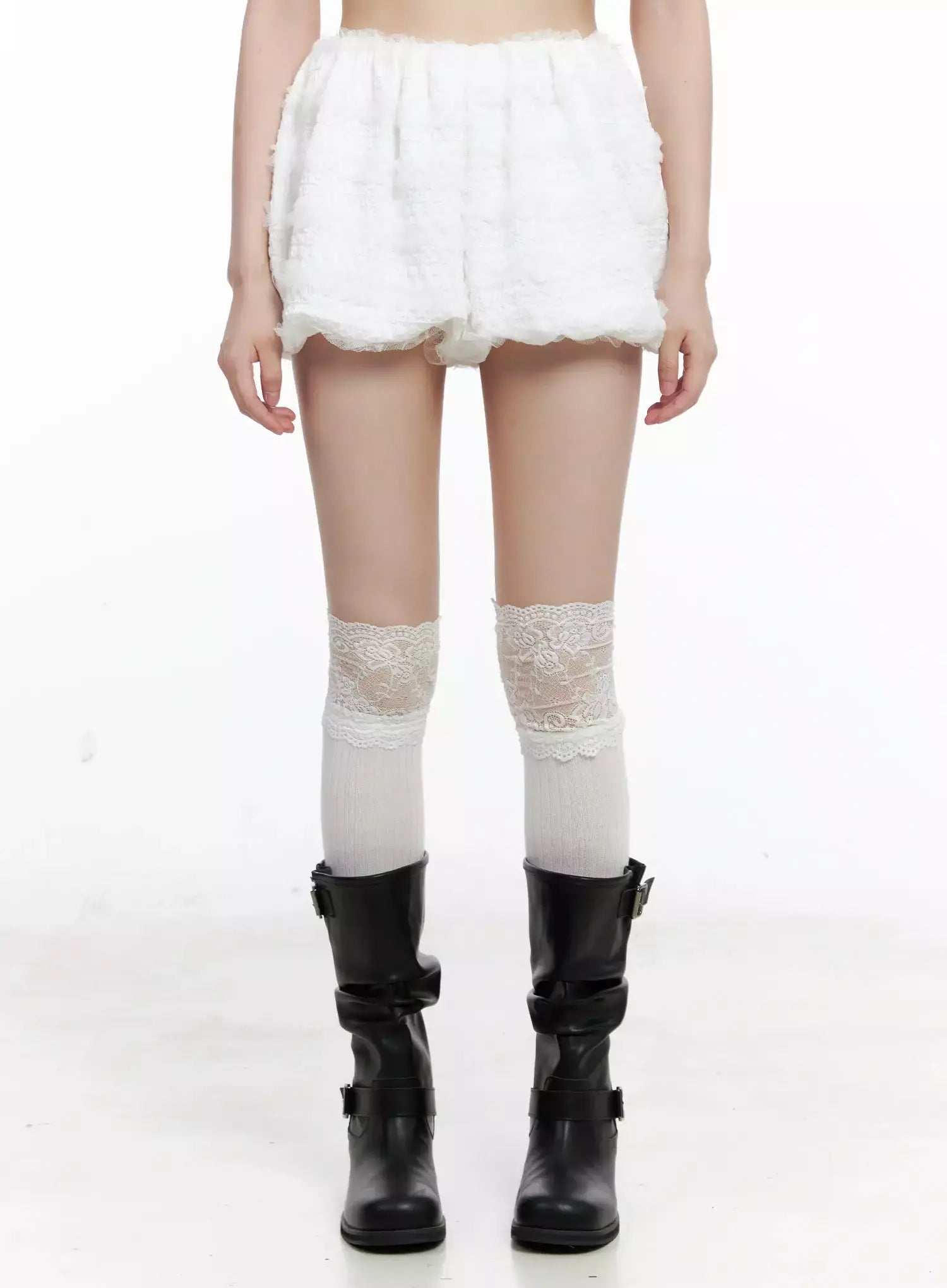 Textured Lace Puff Shorts IL528
