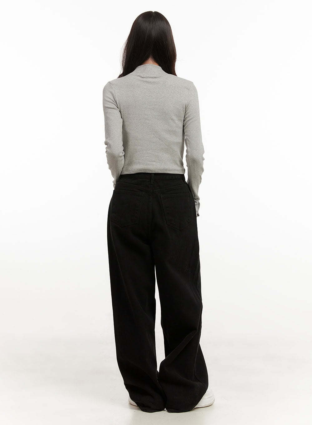 Chic Graphic Crop Turtleneck ON429