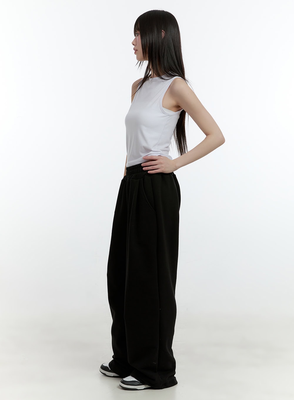 Essential Pintuck Wide-Leg Sweatpants CF507