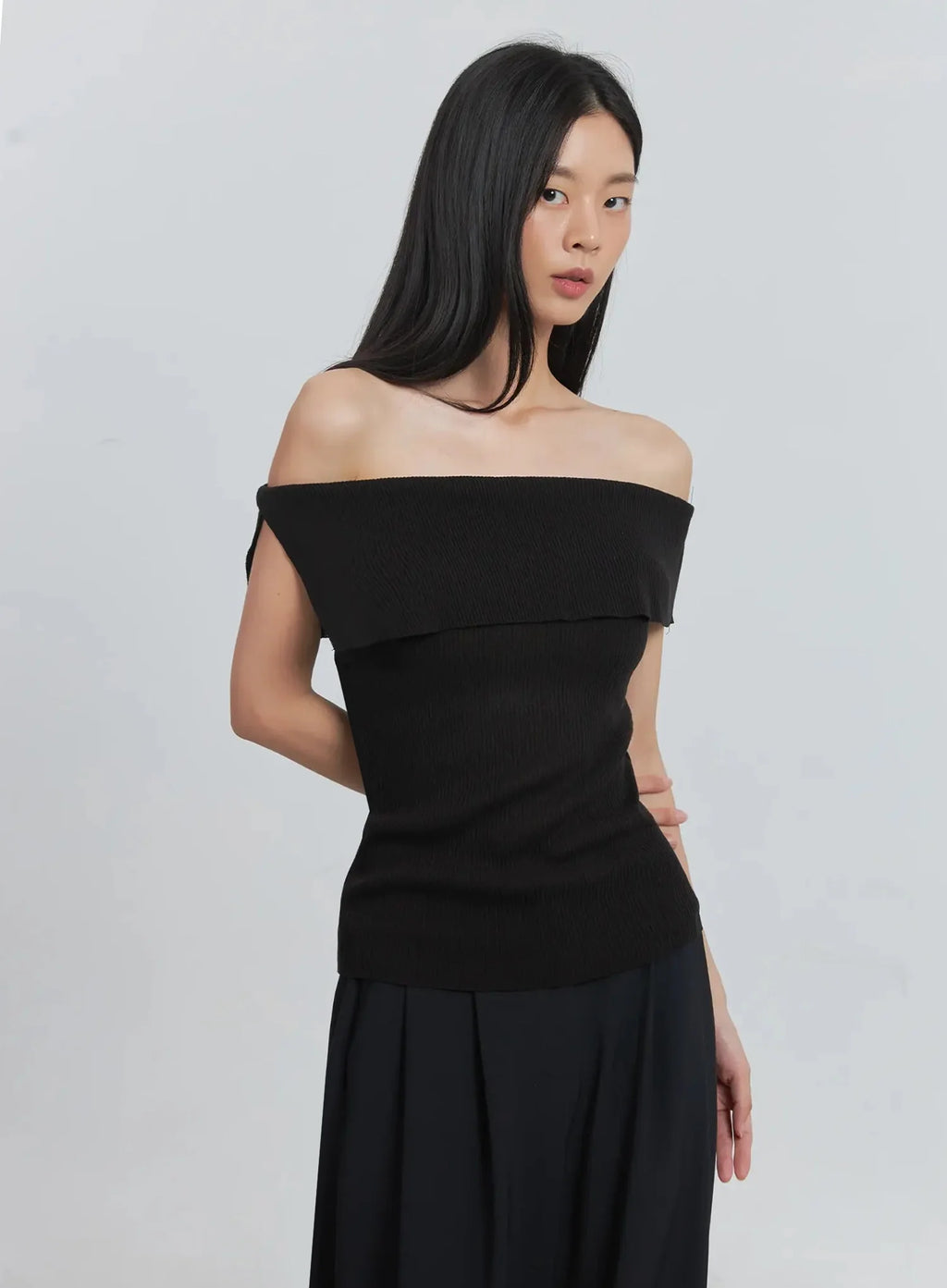 Off-Shoulder Linen Blouse IU512