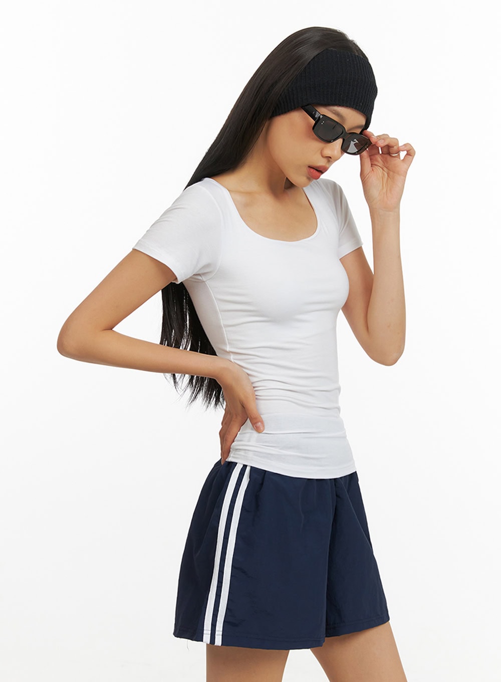 Basic Round Neck T-Shirt IY422