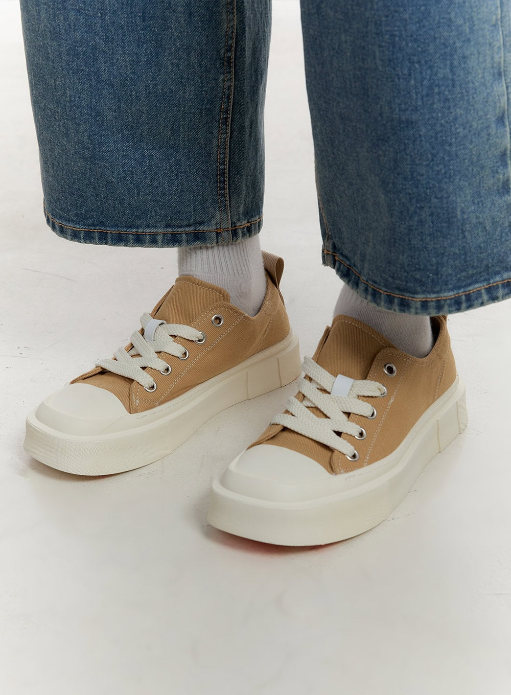 Men's Square Lace-Up Sneakers IA504