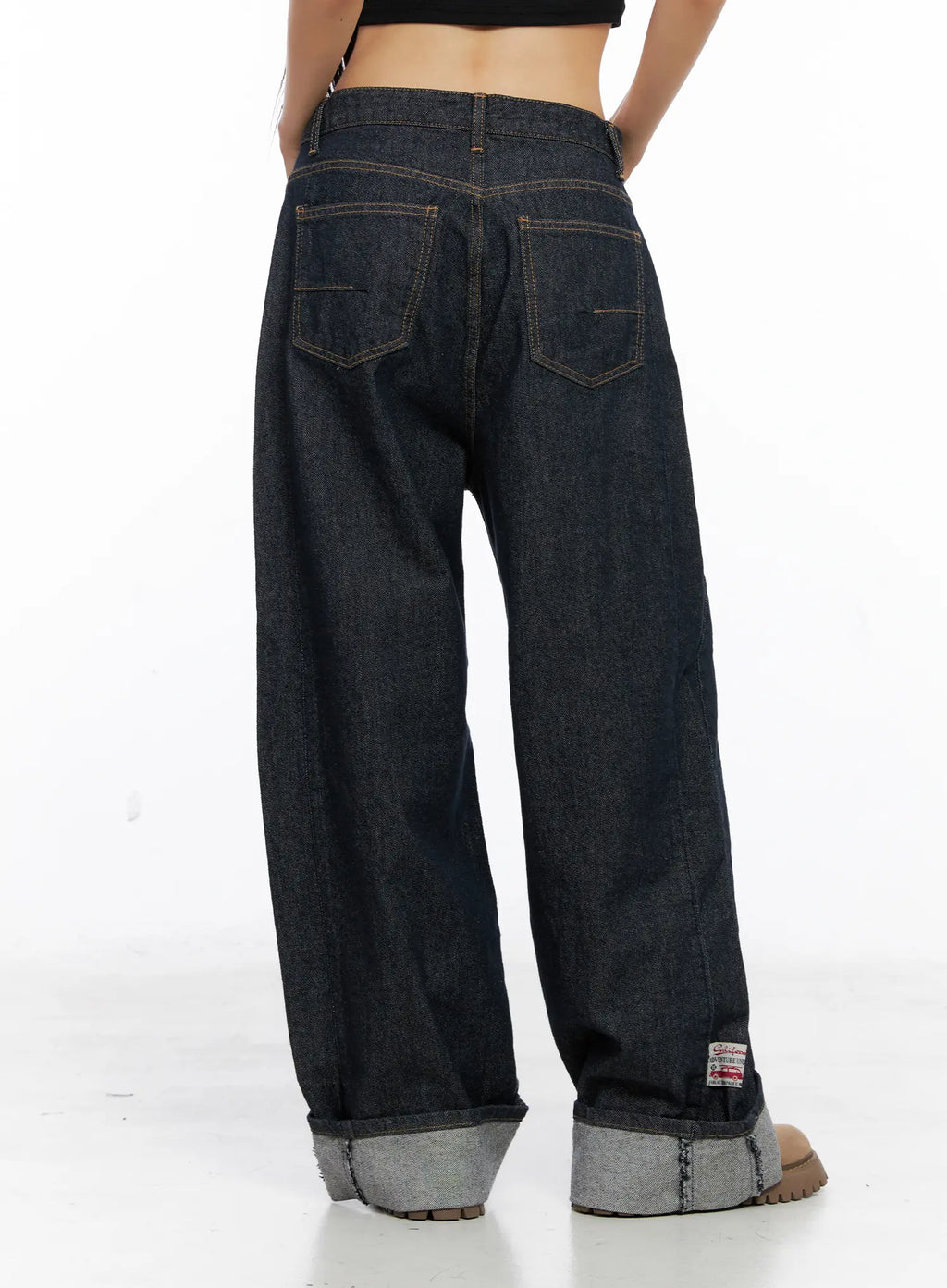Oakley Cuffed Wide-Leg Jeans CS511