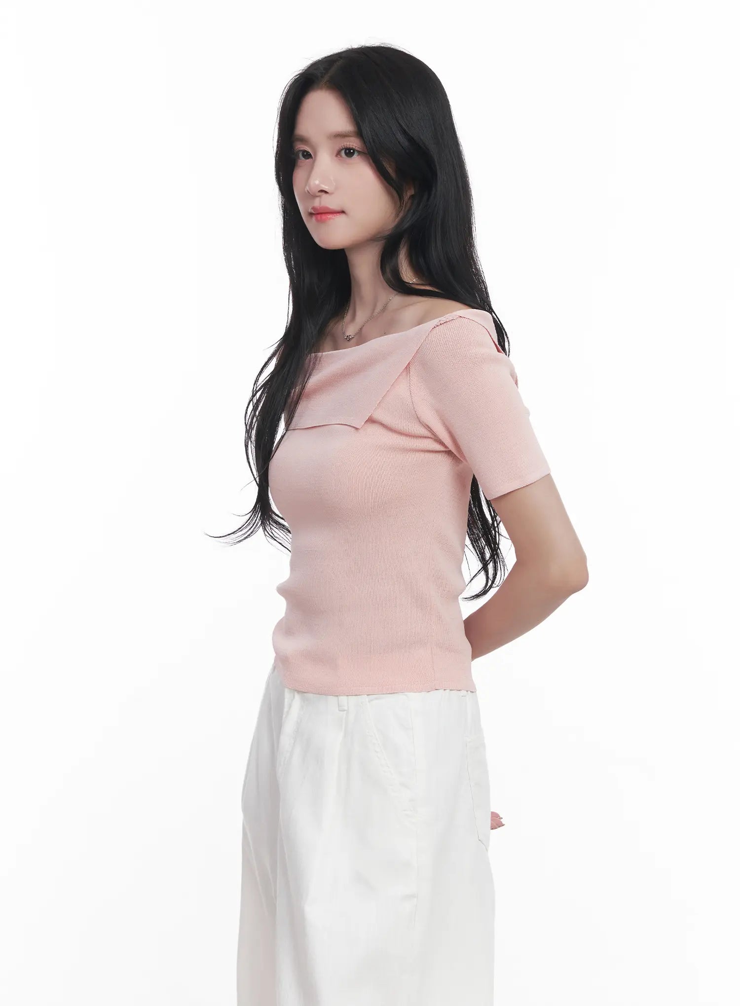 Off-Shoulder Asymmetric Short-Sleeve Sweater CU525