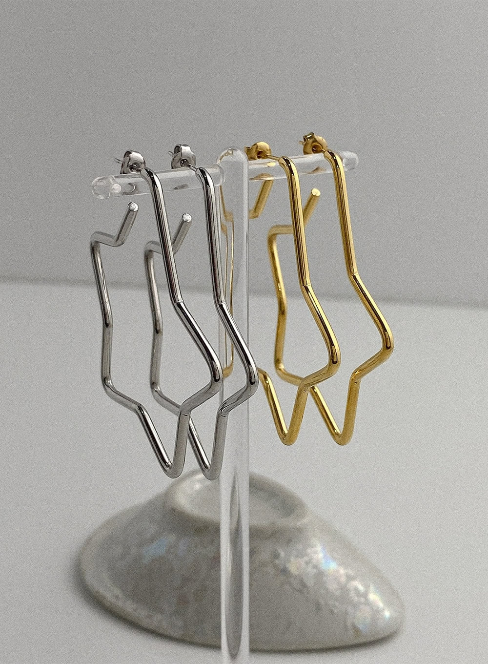 Orbit Big Star Earrings IA517