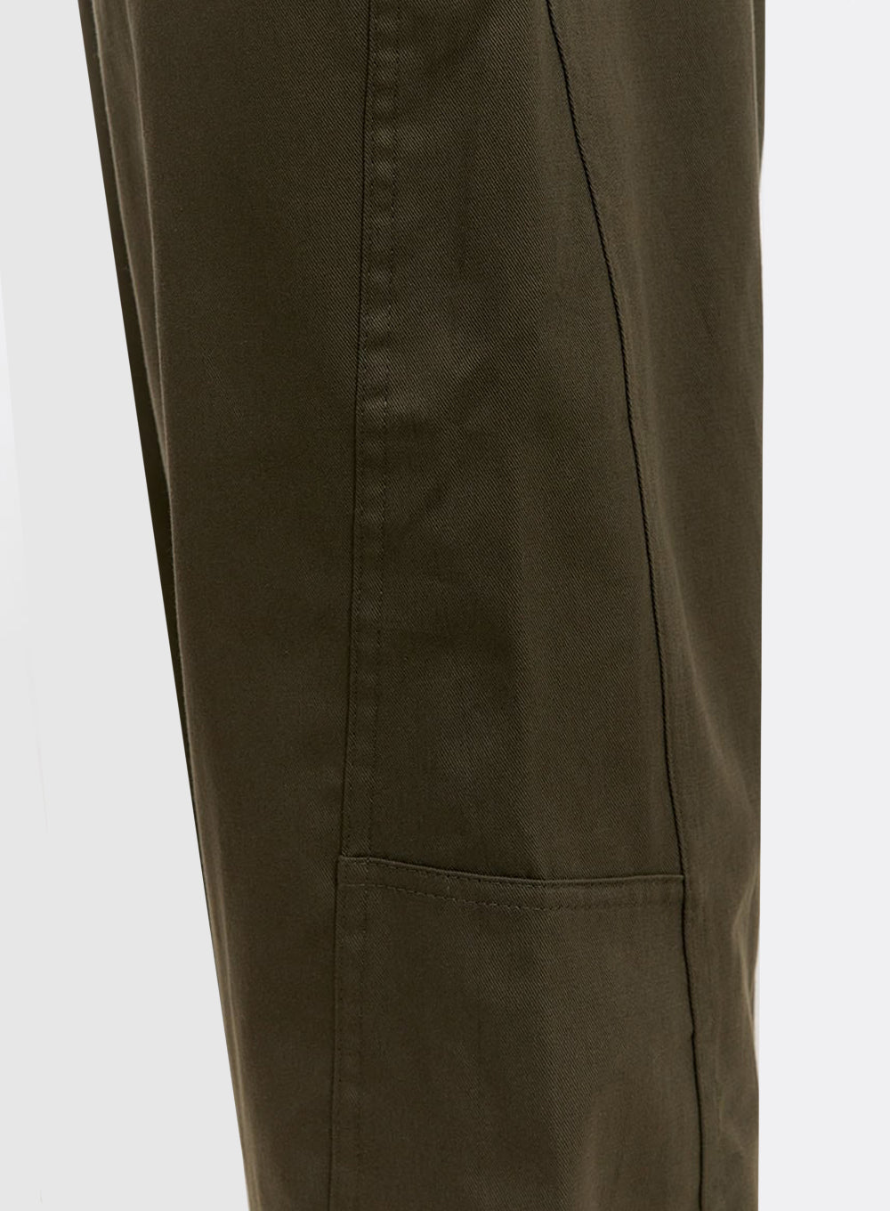 Men's Classic Wide-Fit Slacks Pants IF528