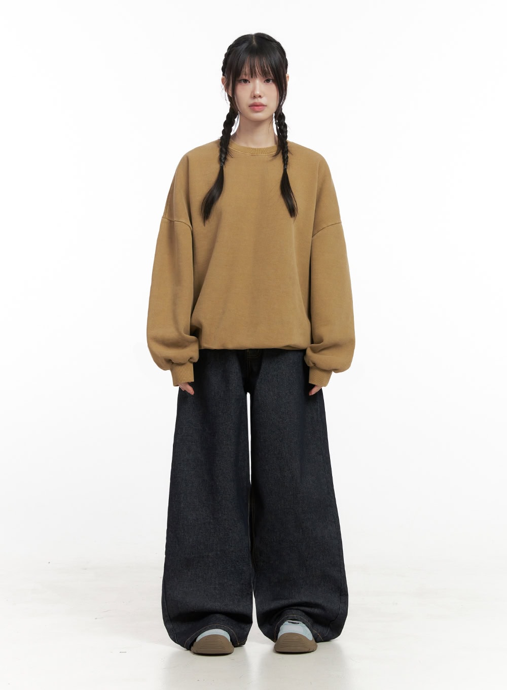 Lilo Pintuck Wide-Leg Jeans IN427