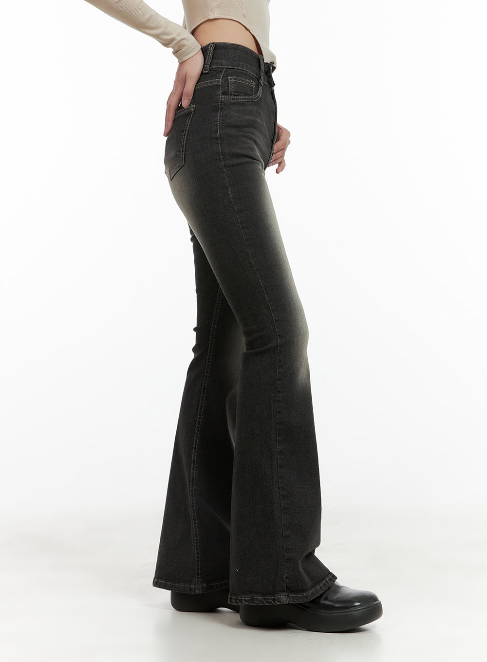 Quinn Double-Button Slim Bootcut Jeans CG422
