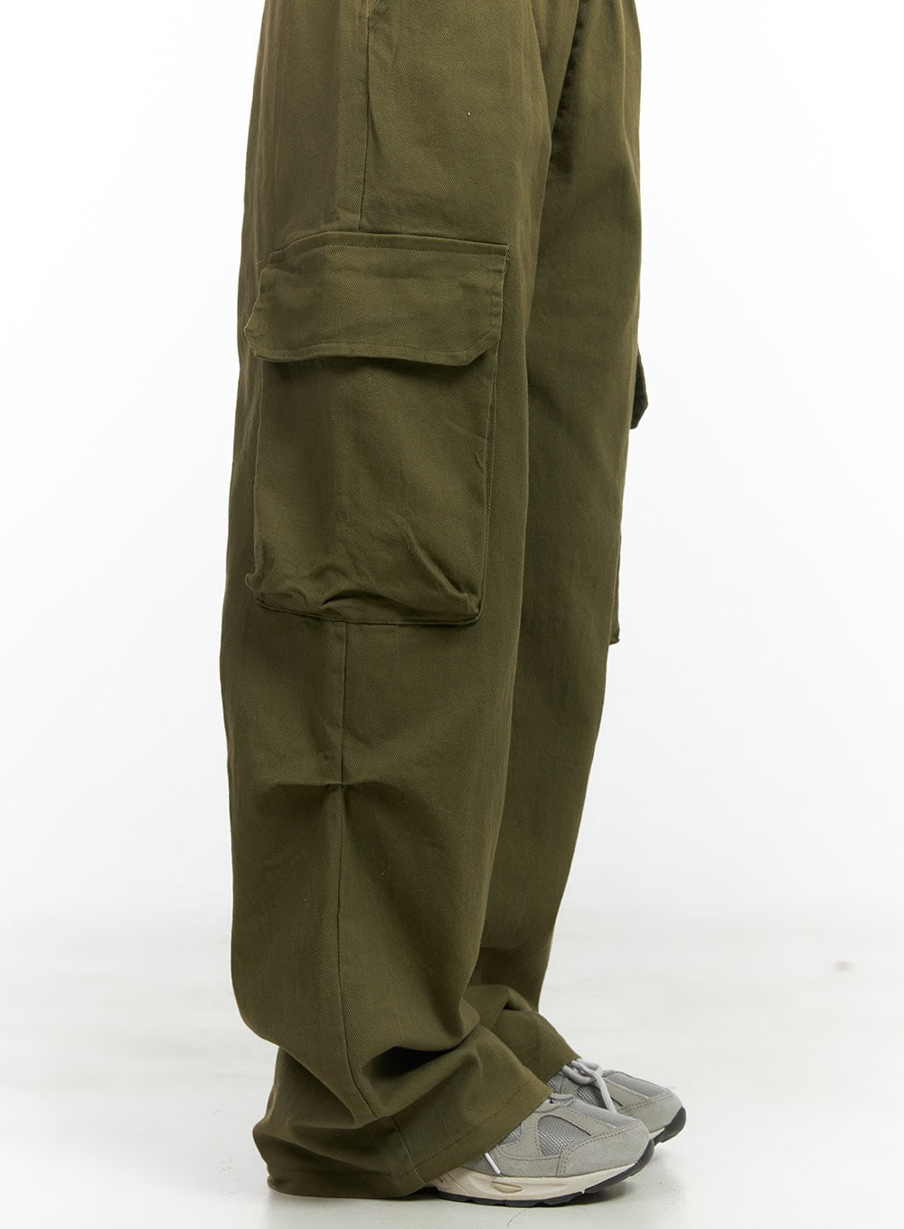 Wide Fit Banded Cargo Pants CO417