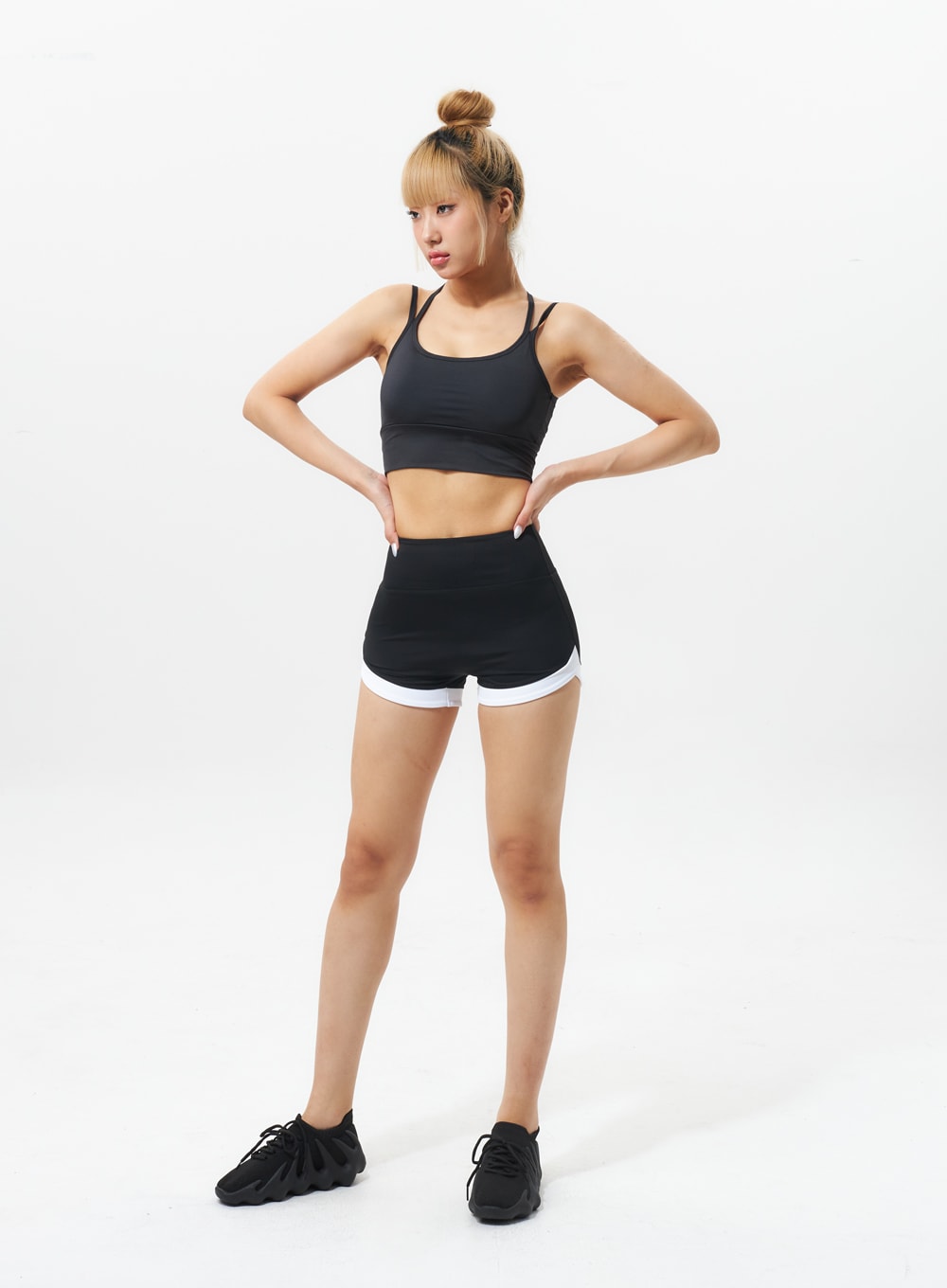 Thin Strap Sports Bra Top IL318