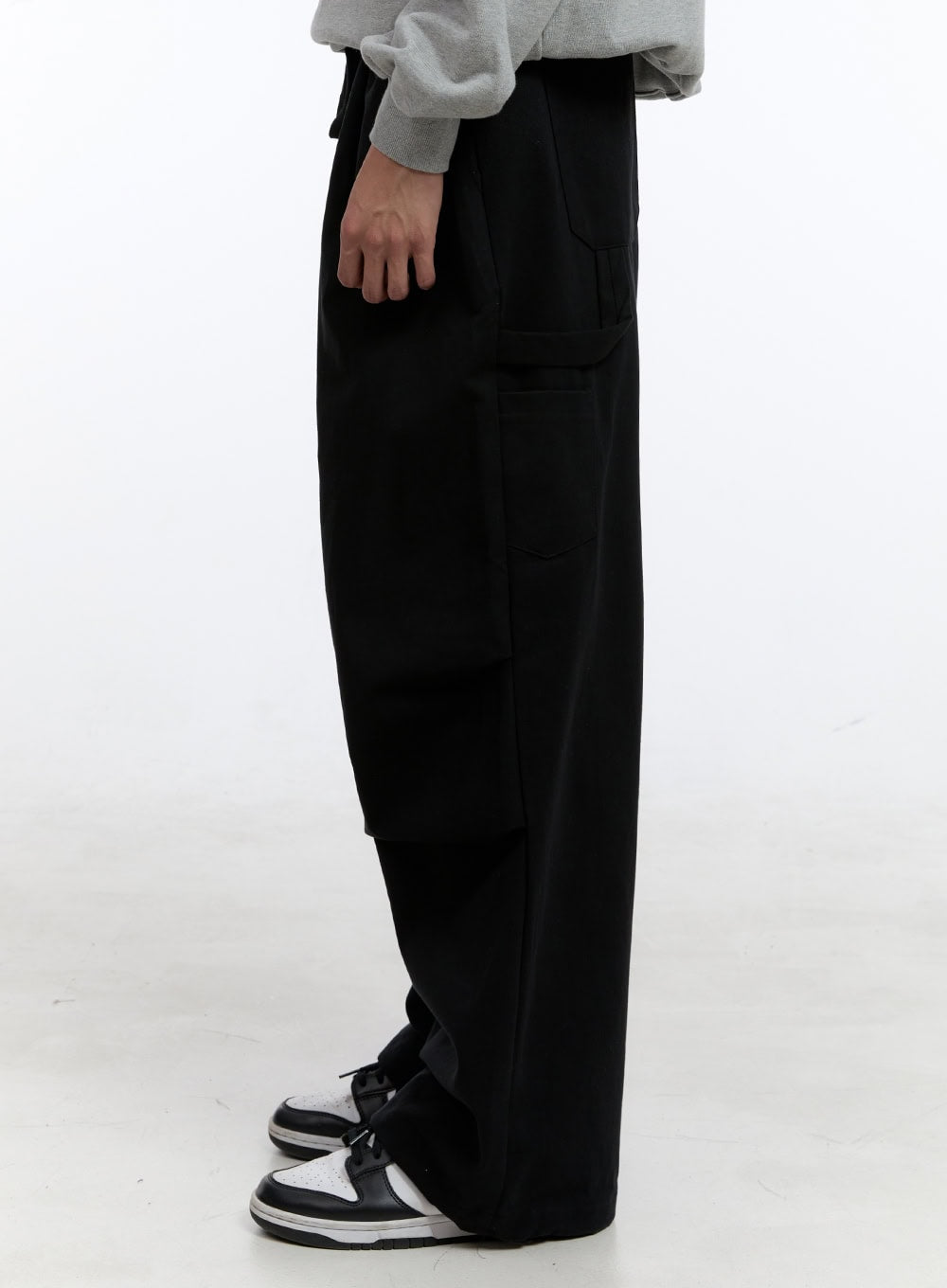 Men's Wide Fit Cotton Pants IG428