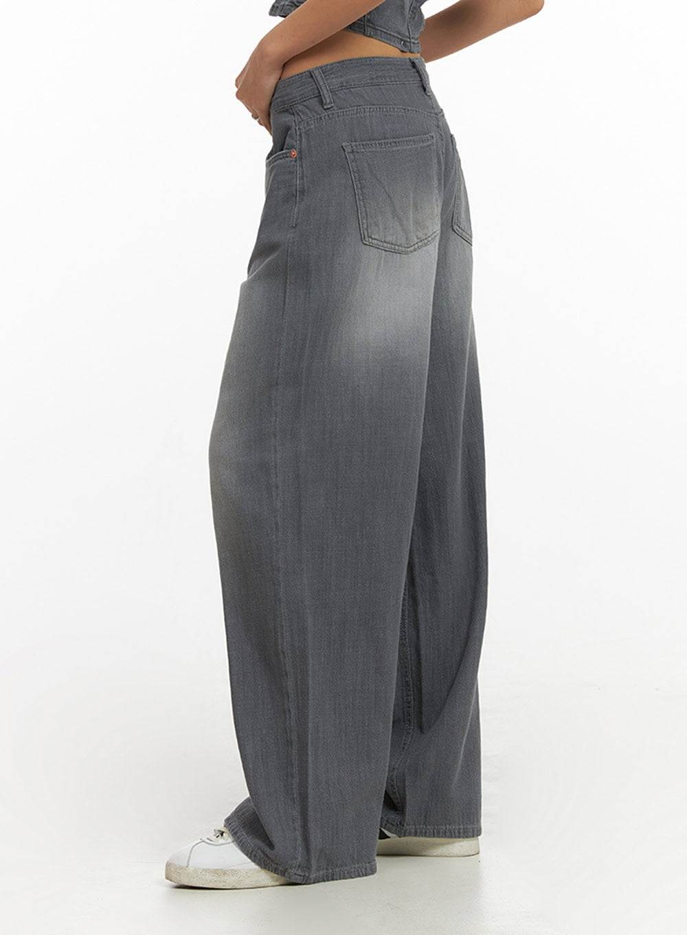 Washed Baggy Jeans IY422