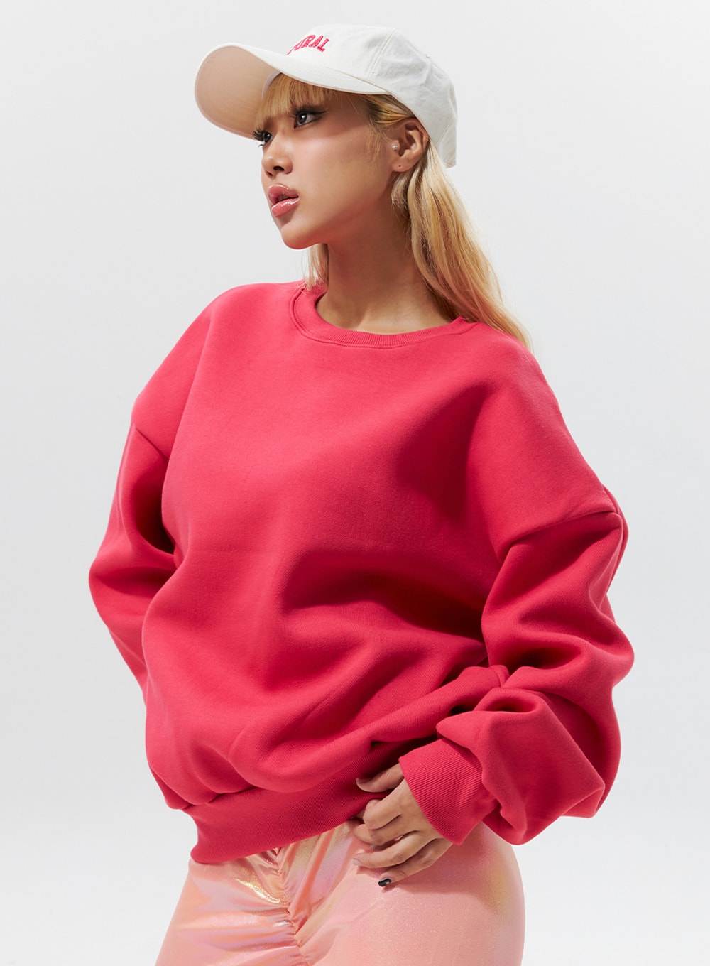 Comfy Cotton Round-Neck Sweatshirt IG324