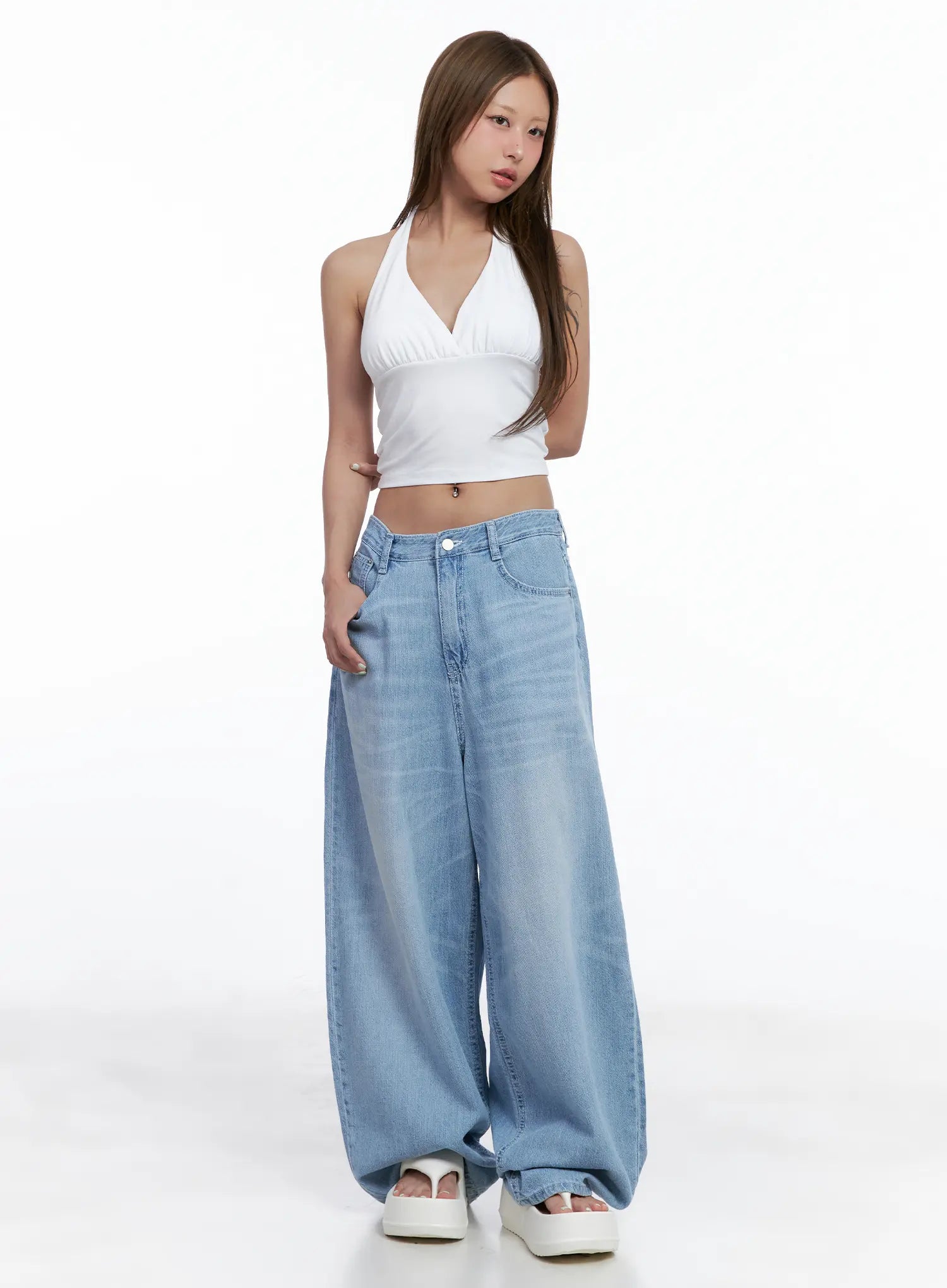 Trendy V-Neck Halter Top CL510