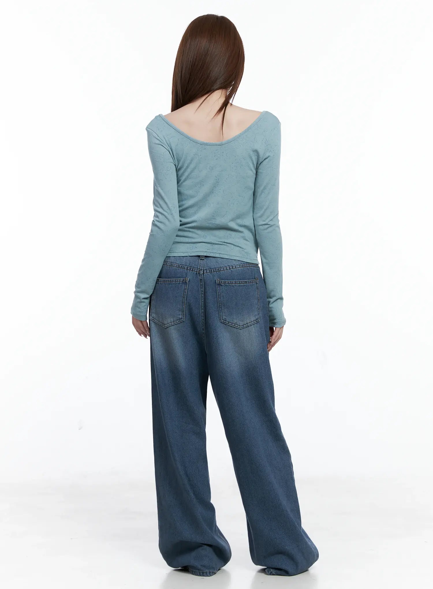 Margot Low-Rise Washed Wide-Leg Jeans CS501