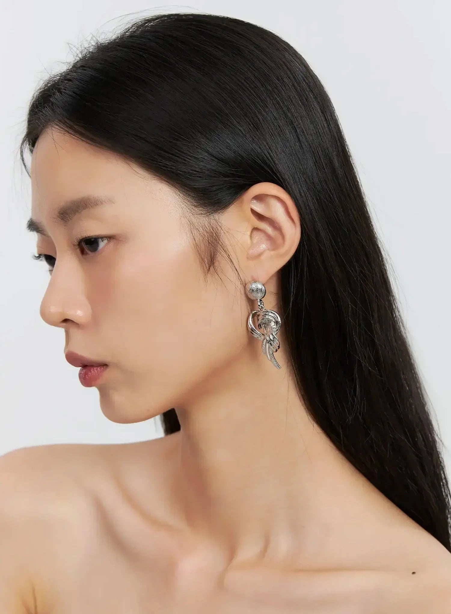 Bold Knot Earrings IS515