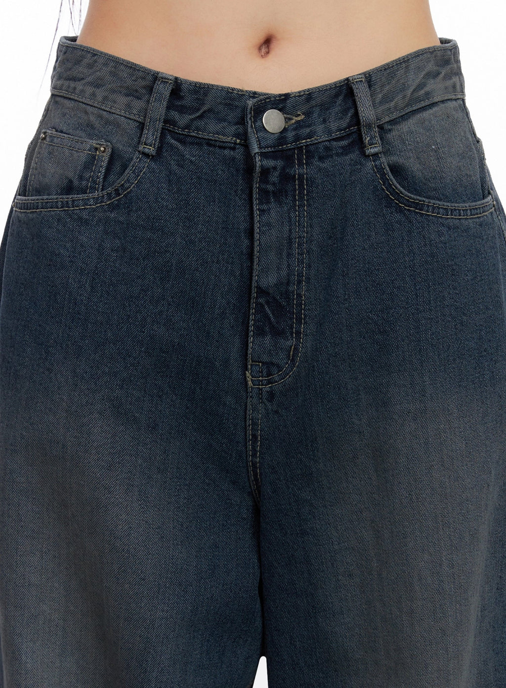 Adelyn Washed Baggy Jeans IS525