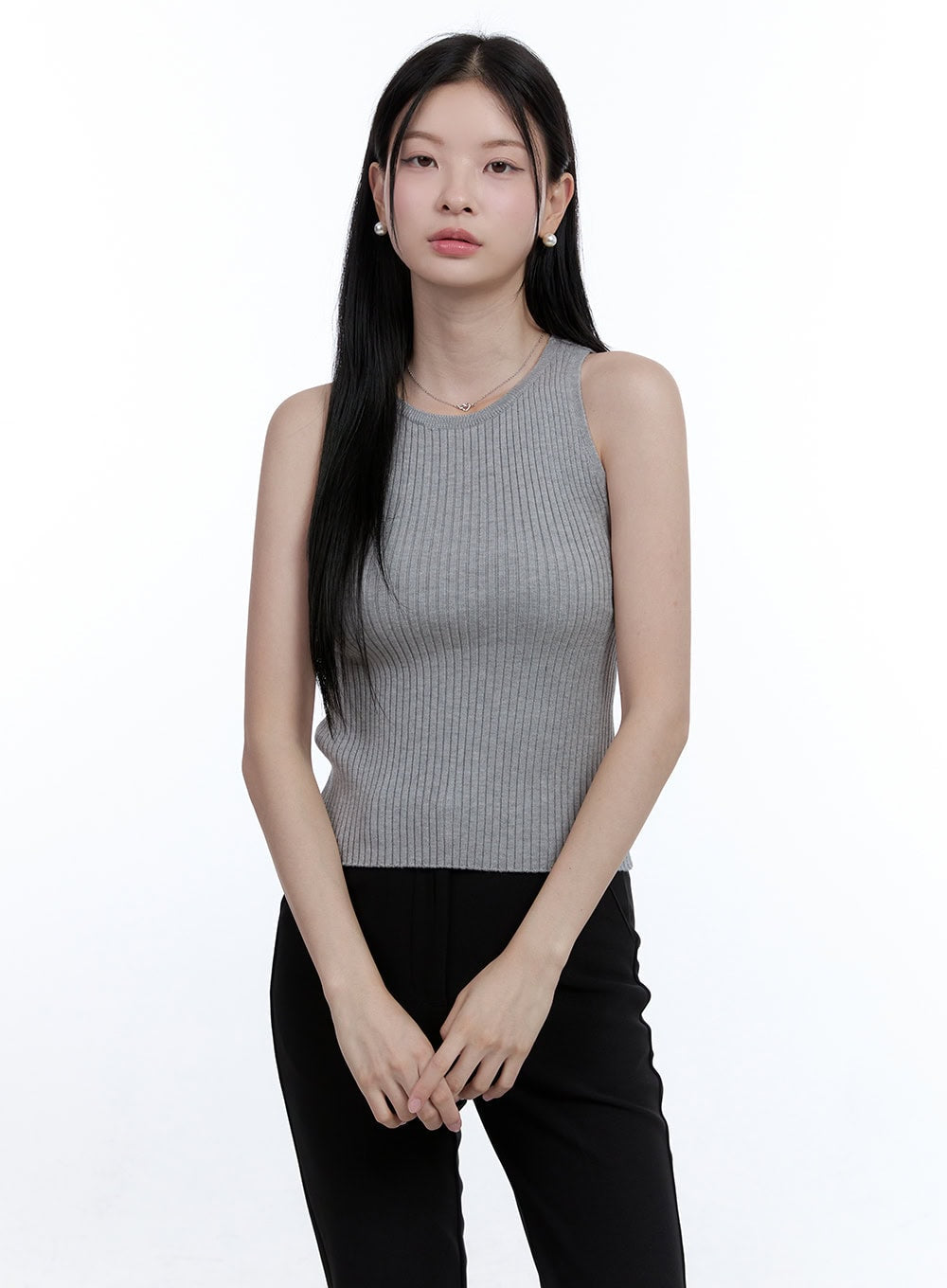 Slim-Fit Round-Neck Camisole OO429