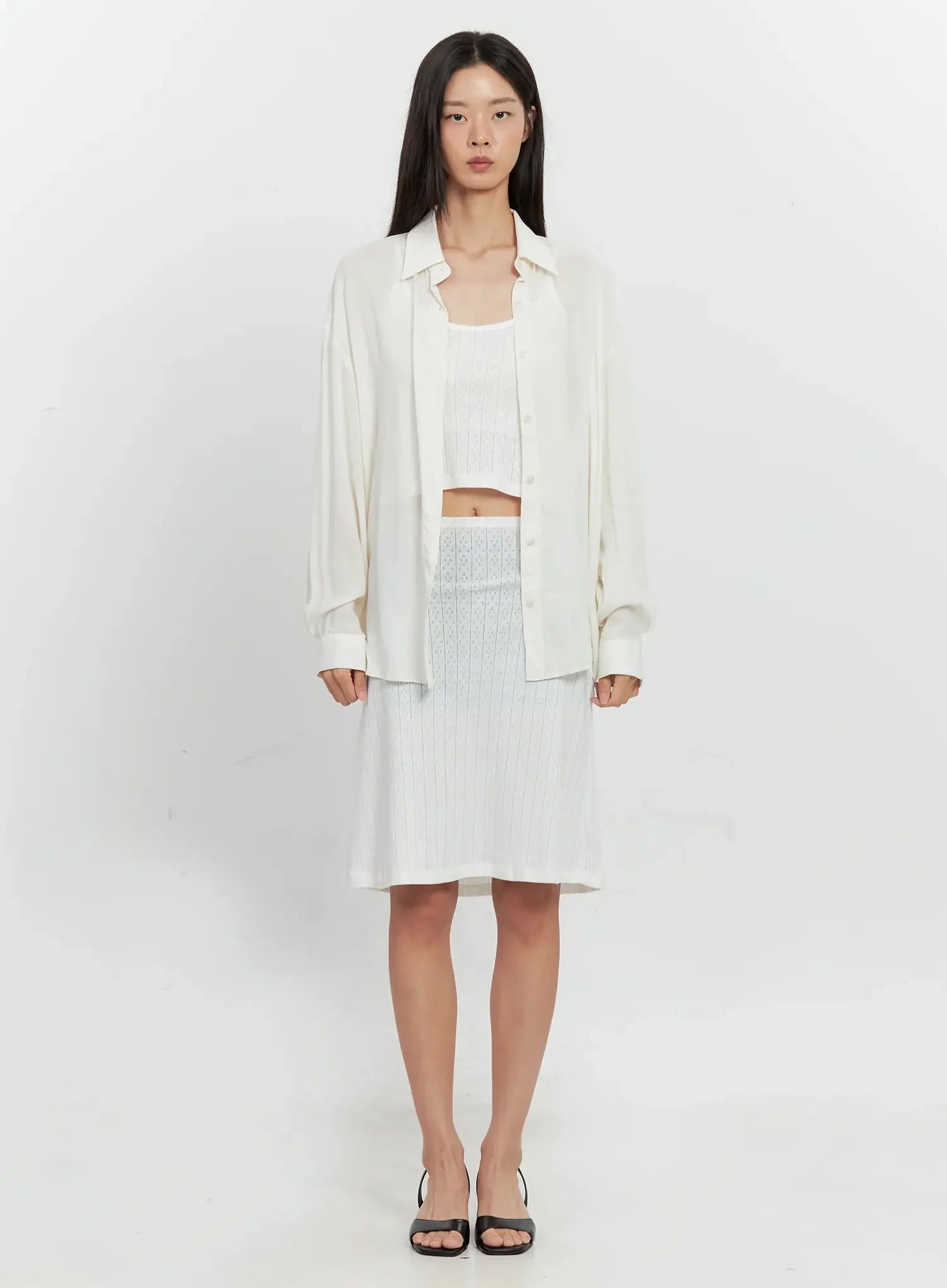 Classic Long-Sleeve Button-Up IL528