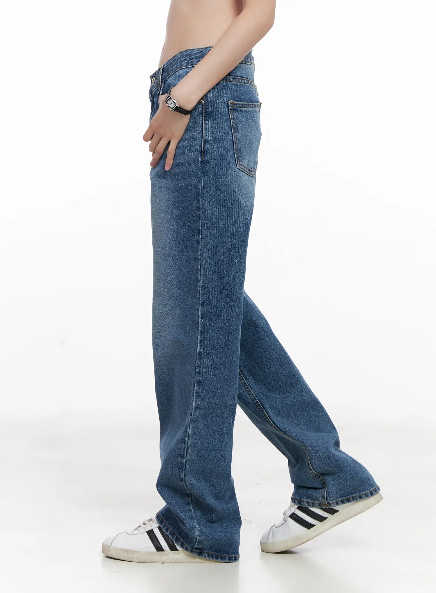 Juun Straight-Leg Blue Jeans CL523