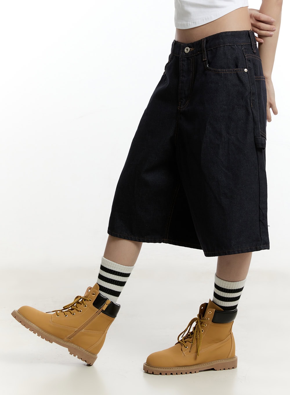 Carpenter Denim Wide-Leg Jorts CY501