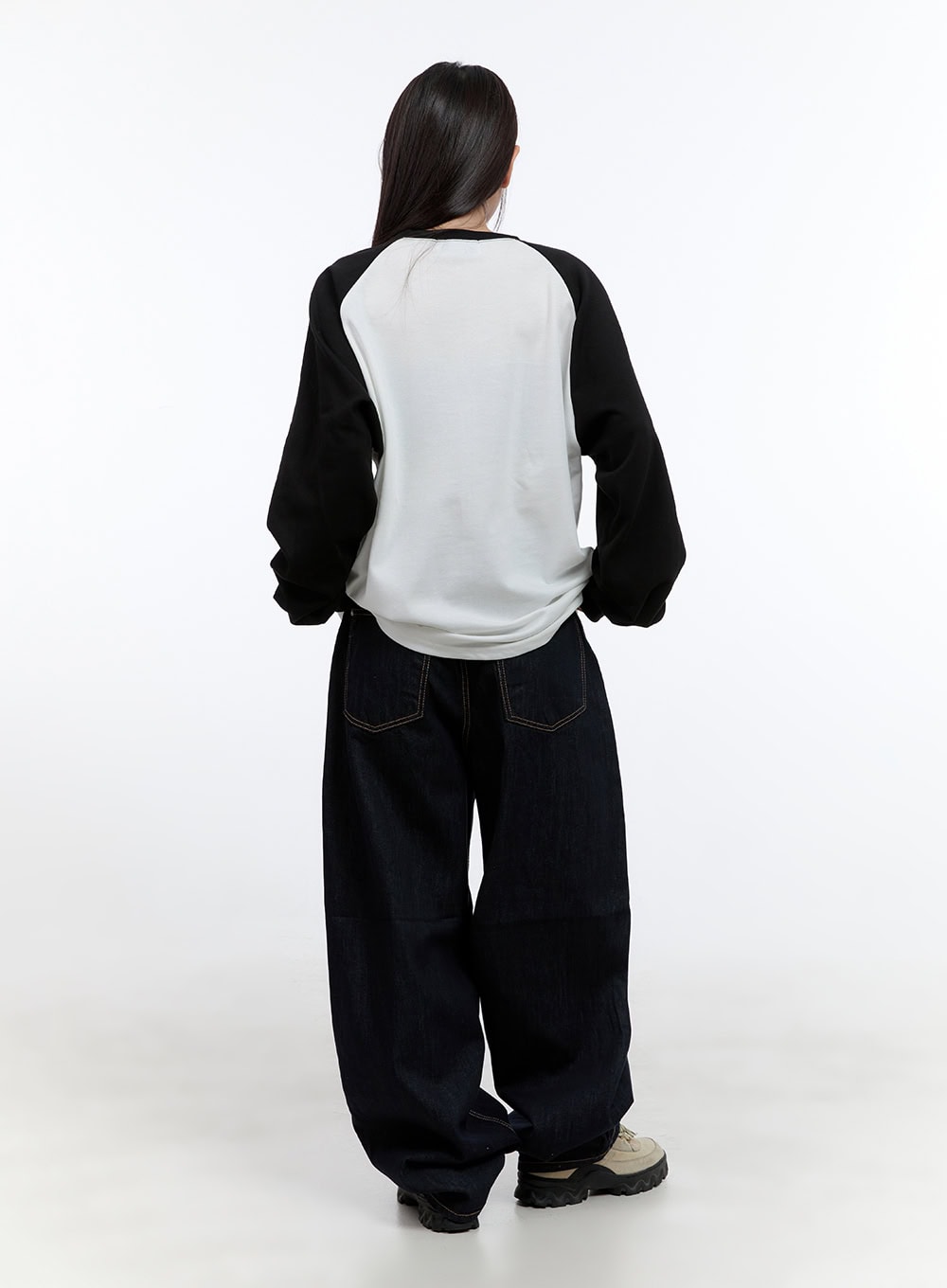 Baggy Lettering Raglan Long Sleeve CS406