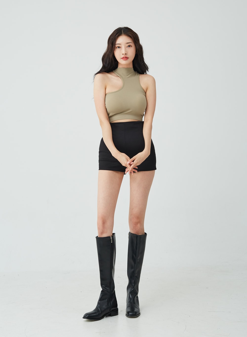 Line High Waist Half Pants IU26