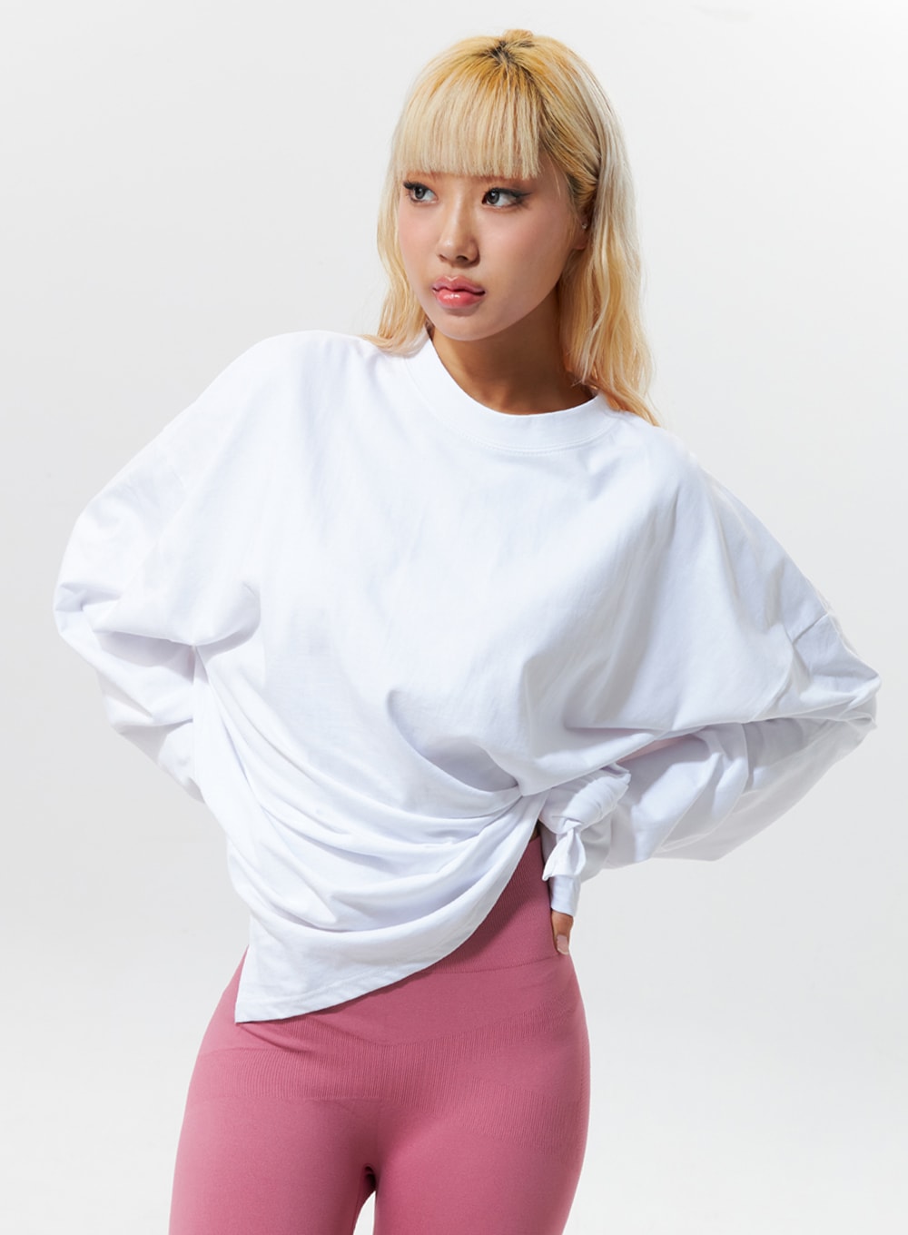 Loose-Fit Basic Long-Sleeve Tee IG320