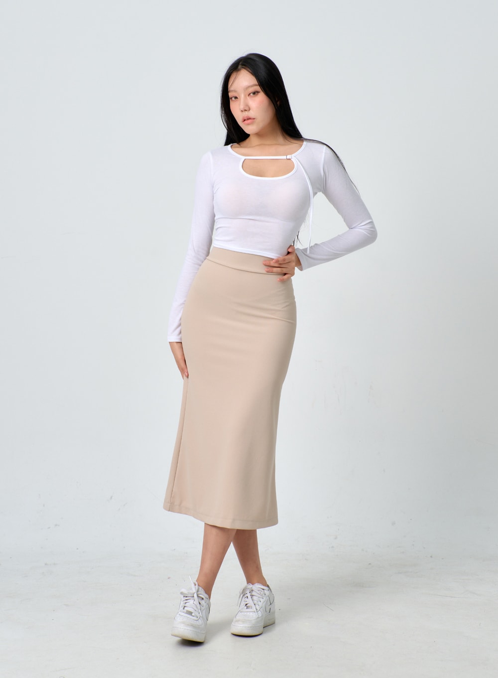 Cut-Out Cropped Top IF301