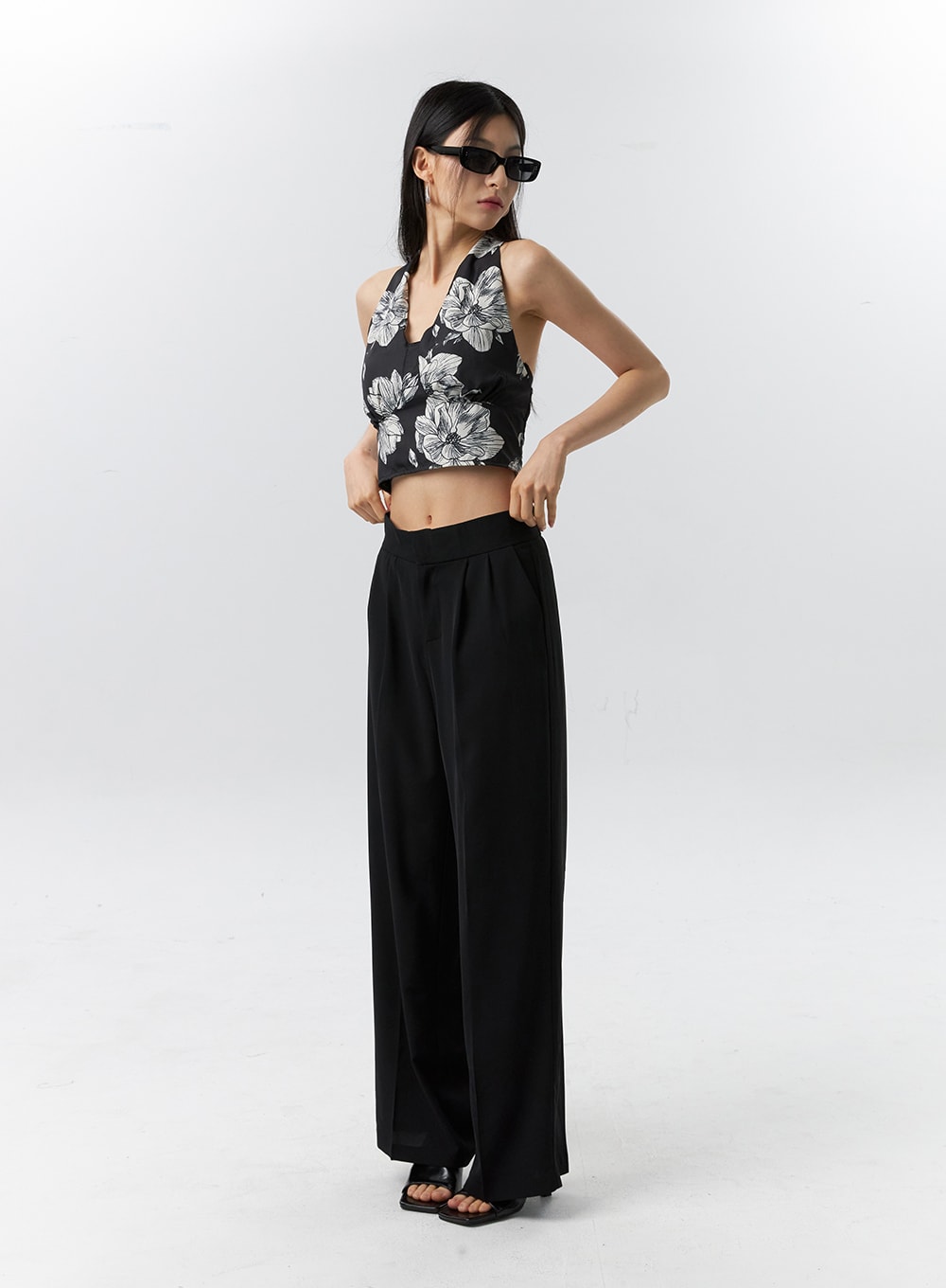 Mid-Rise Tailored Pants IL321