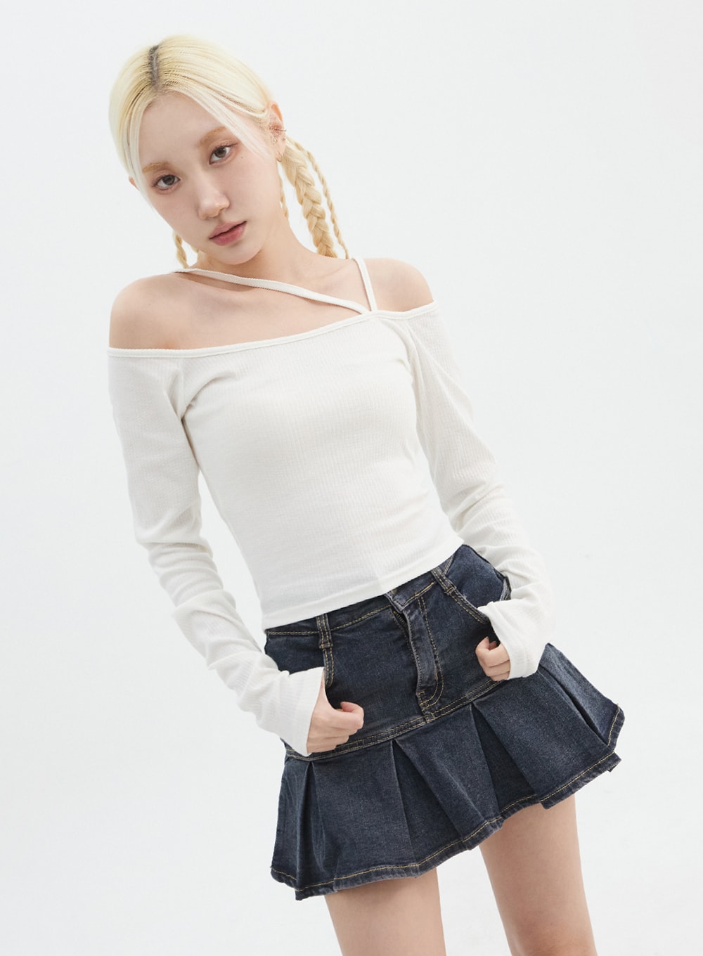 Asymmetrical Neck Off Shoulder Crop Tee IN327
