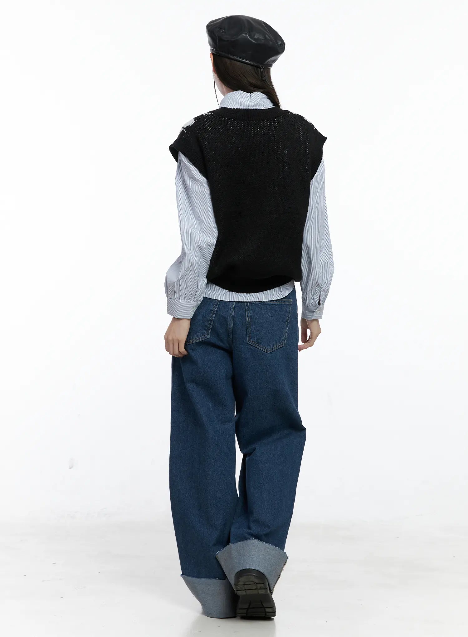 Argyle Pattern V-Neck Vest CO506