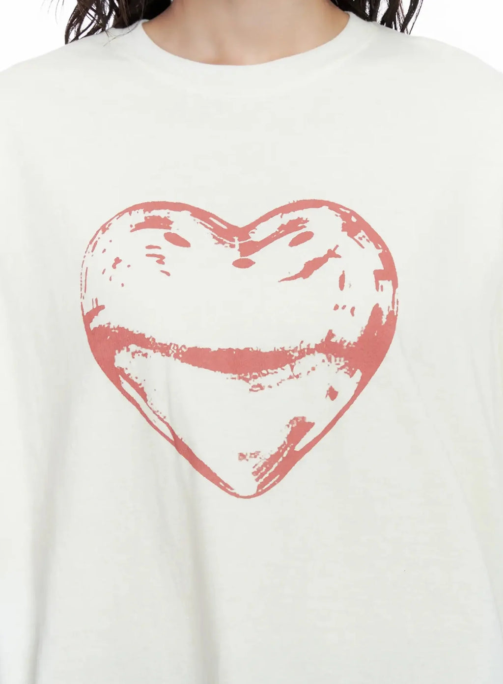 Heart Graphic Tee IL531