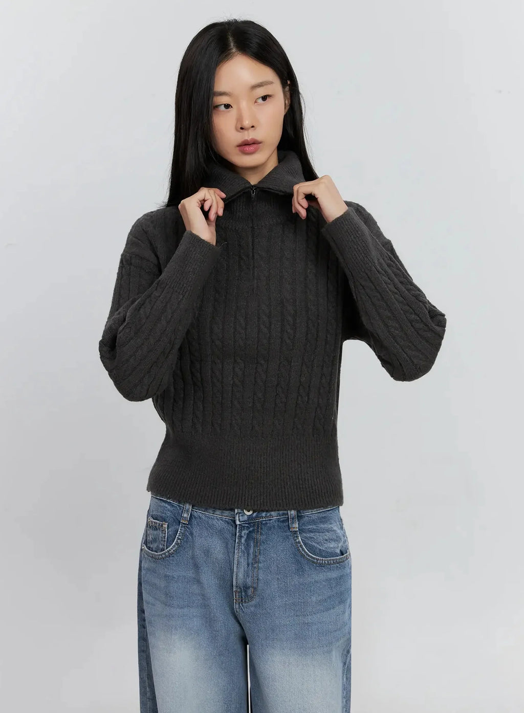 Cable-Knit High-Neck Zip-Up IS515