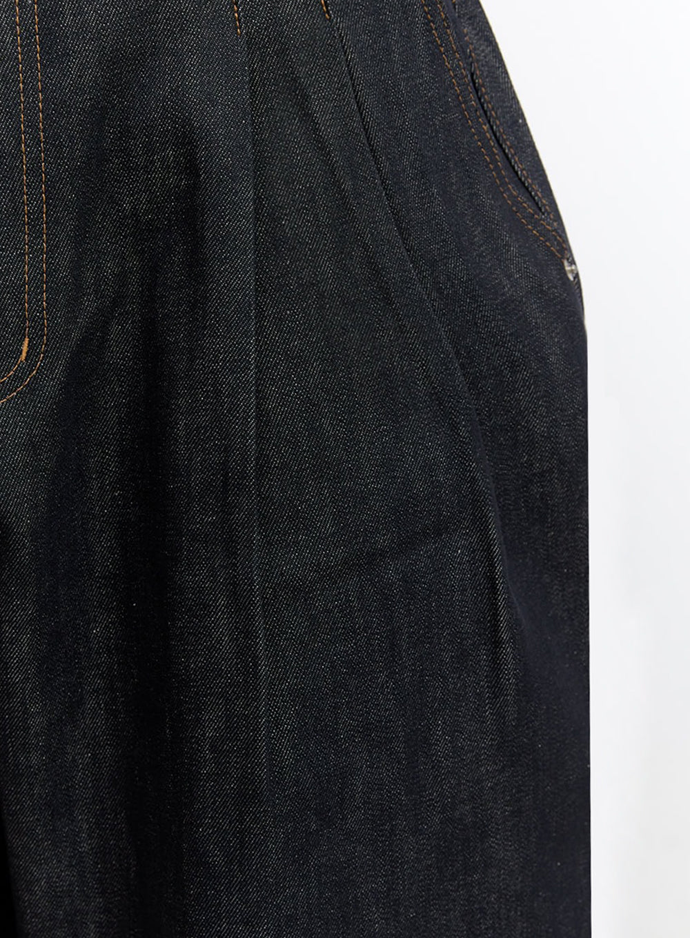 Men's Pintuck Baggy Jeans IM525