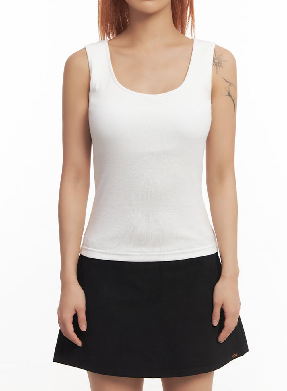 Essential U-Neck Tank Top IA517