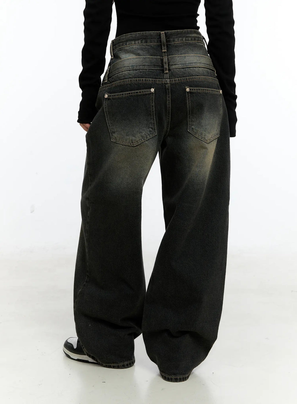 Emerie Washed Wide-Leg Baggy Jeans CS518
