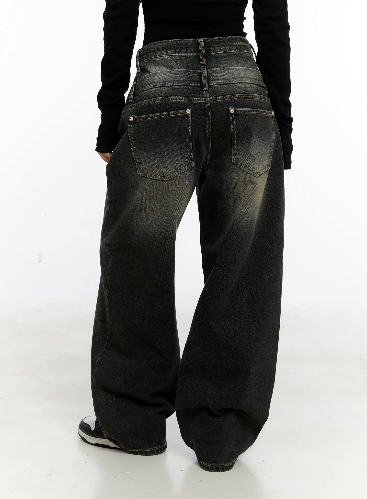 Emerie Washed Wide-Leg Baggy Jeans CS518