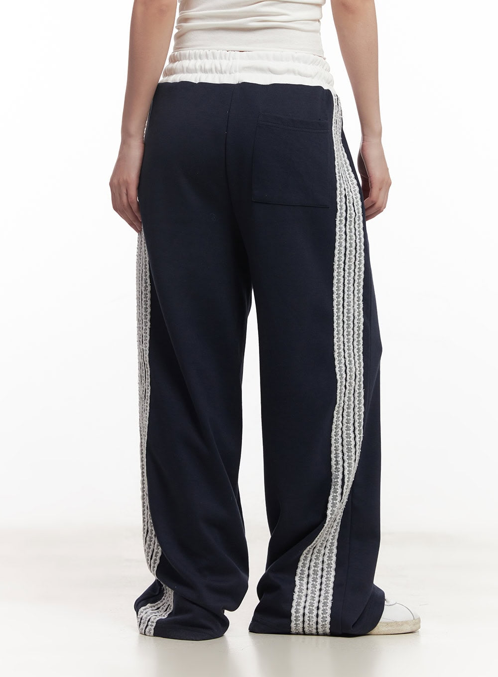 Angel Lace Wide-Leg Trackpants CA521