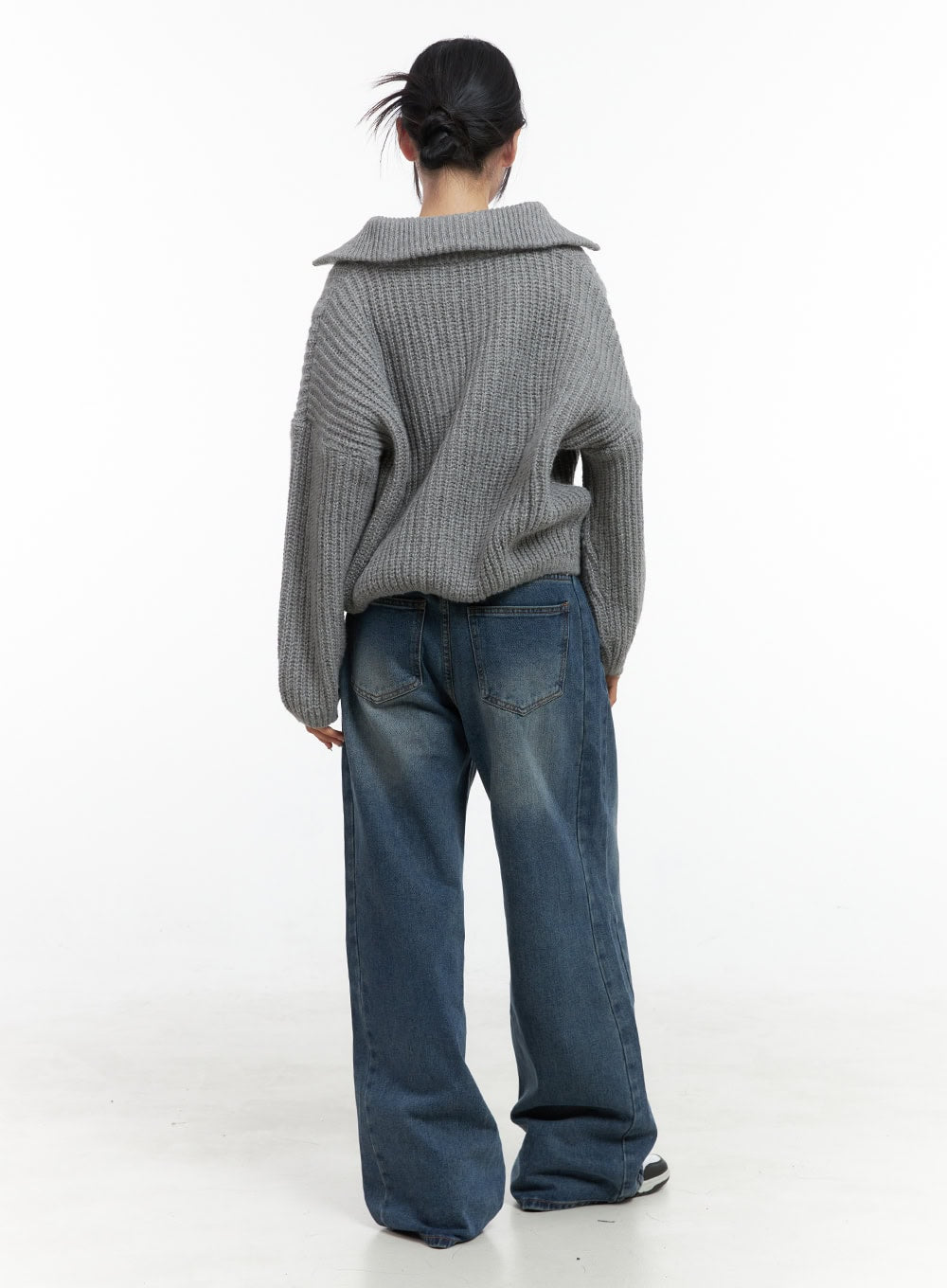 Oversized Cable Knit Zip-Up Sweater OS410