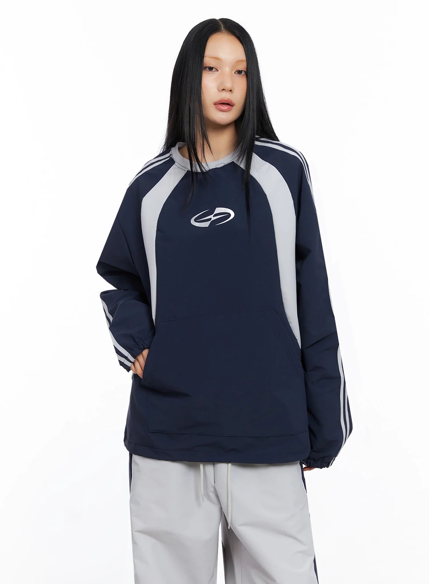 Two-Tone Raglan Sweatshirt CO516