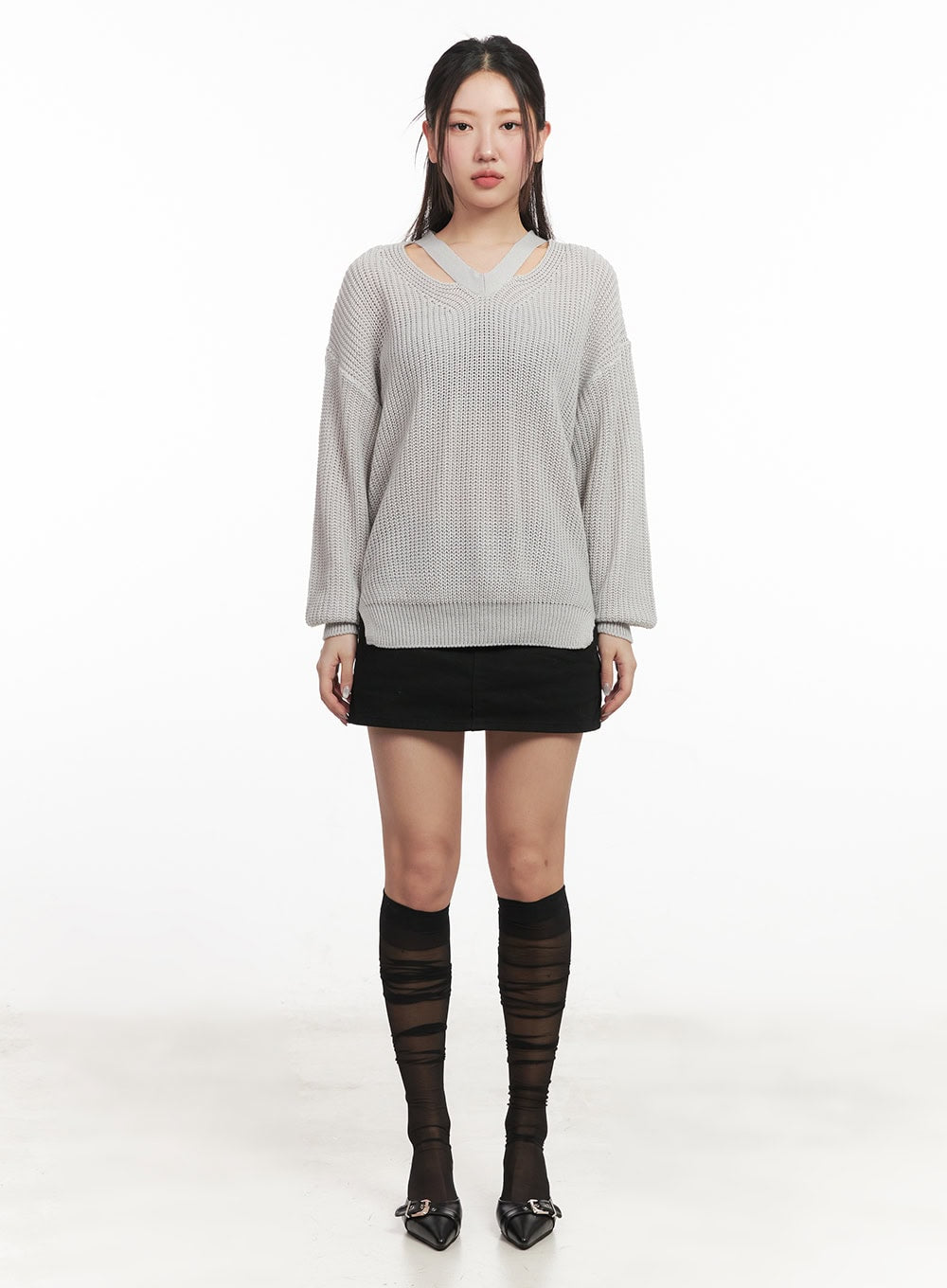 V-Neck Cut-Out Knit Sweater IM524