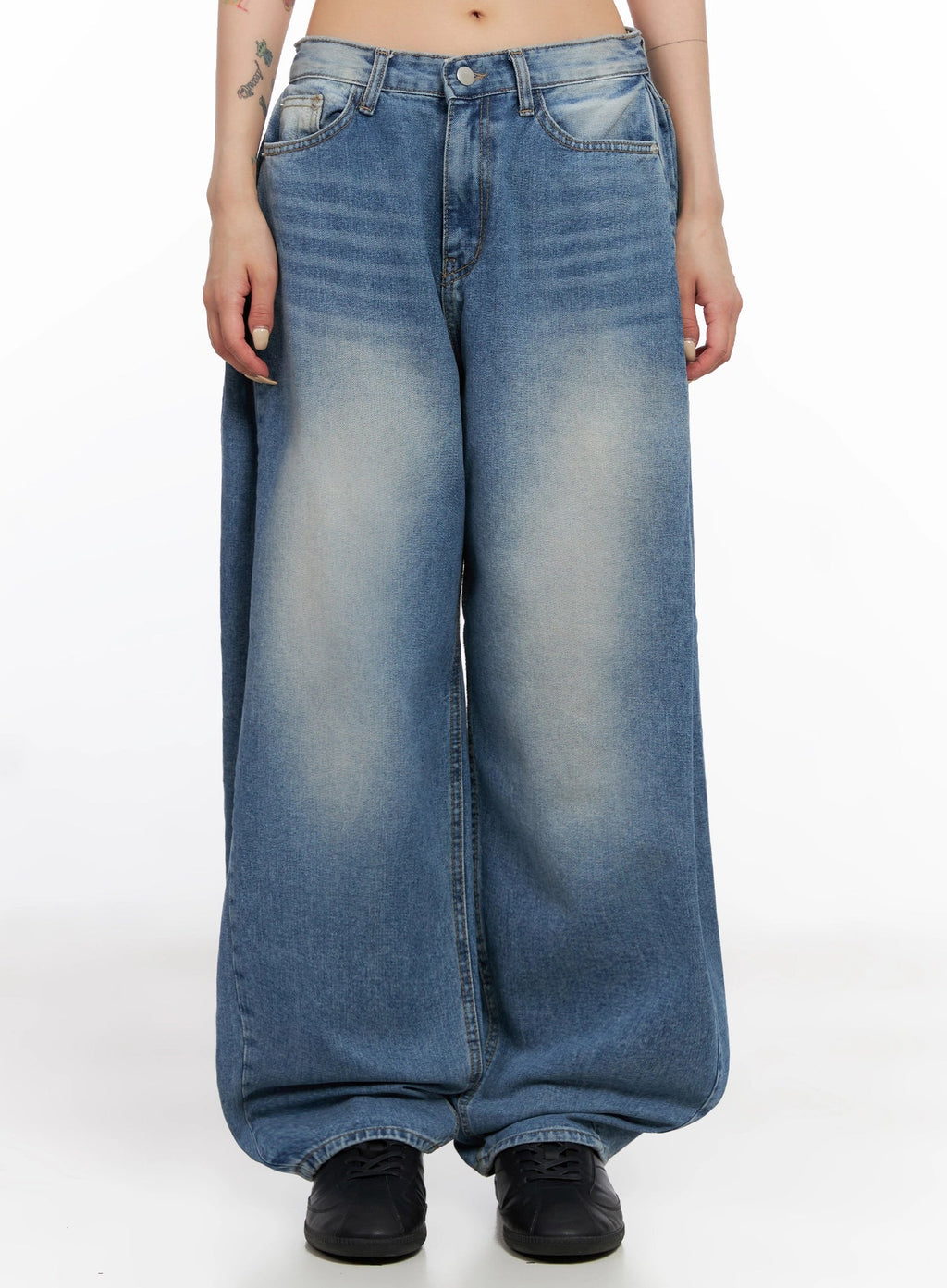 Ruthie Side Pleat Relaxed-Fit Jeans IS515