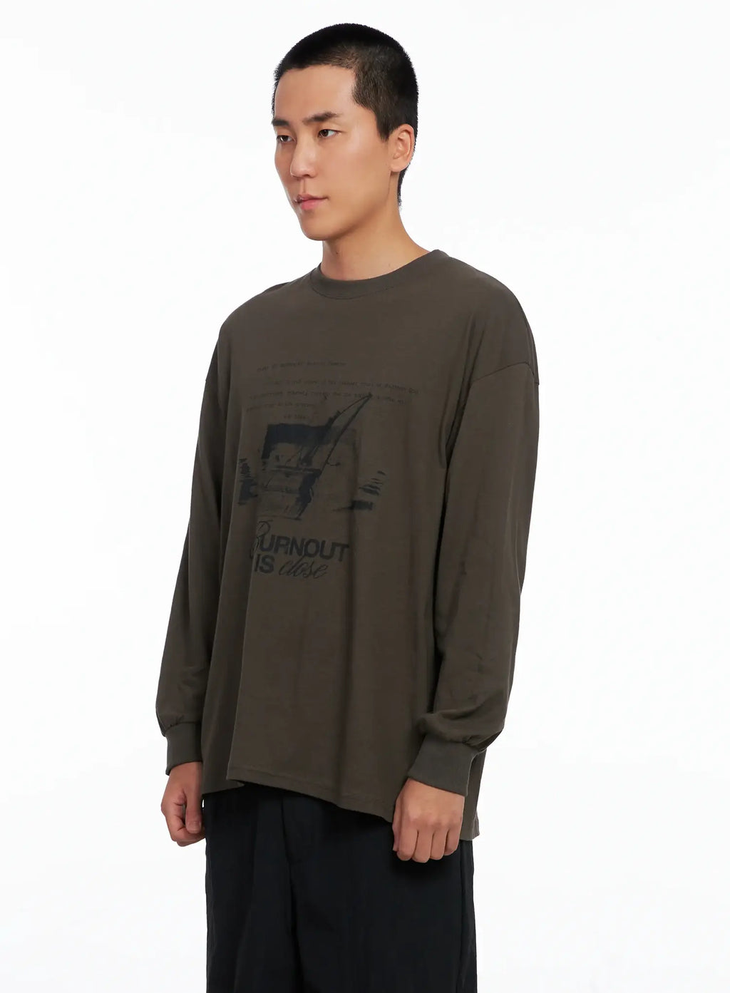 Men's Graphic Long Sleeve Tee IS509
